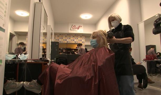Reprise en force pour les salons de coiffure