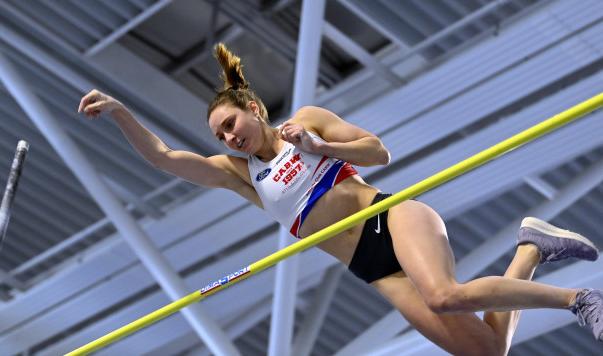 Saut à la perche: Fanny Smets améliore son record de Belgique