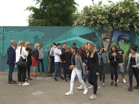 Seraing : un graffiti coloré pour la tolérance et le respect