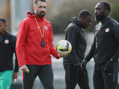 Staff du Standard : Jérémy Taravel arrive, Bernd Thijs remercié