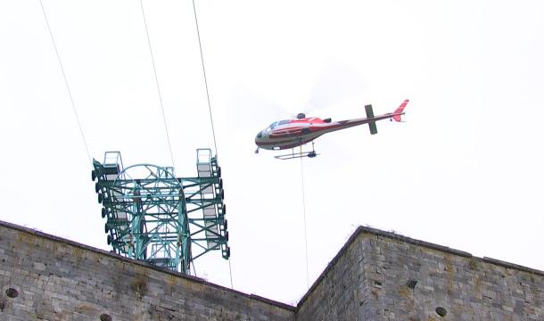Téléphérique Huy: spectaculaire transport par hélicoptère