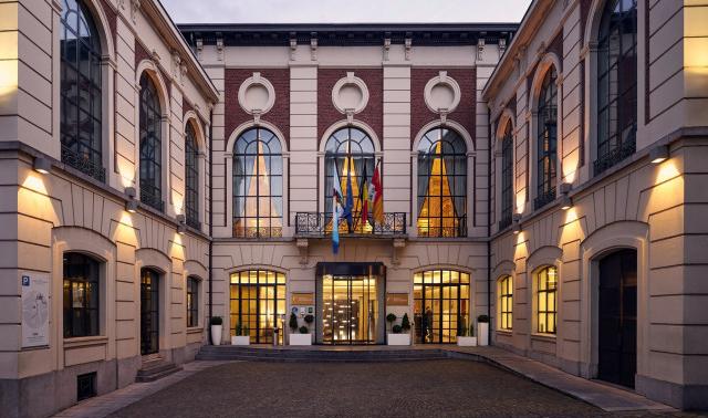 Une lockdown party dans une chambre d'hôtel à Liège
