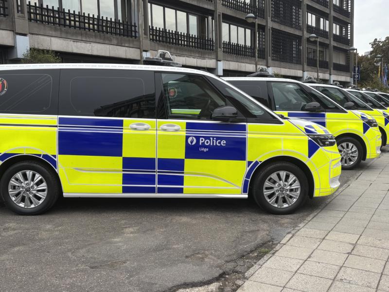 Un nouveau look pour les véhicules de la police de Liège