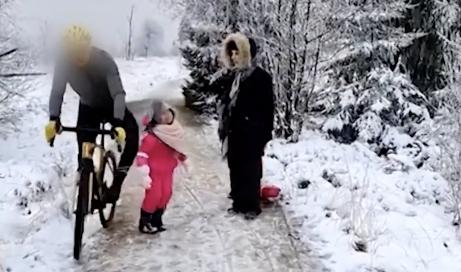 Le "cycliste des Fagnes" réclame 4500 euros à l'auteur de la vidéo