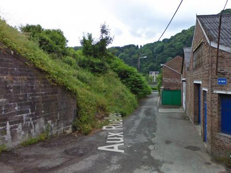 Démolition d'une partie d'un immeuble après un incendie rue aux Ruelles à Huy