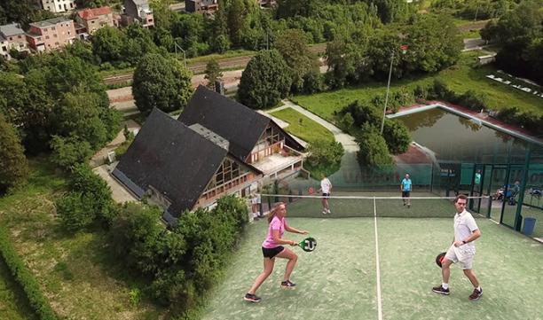 Le projet "padel et tennis" aux Prés de Tilff prend l'eau