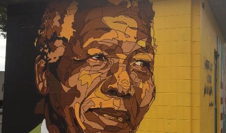 2 fresques pour les 100 ans de Nelson Mandela 