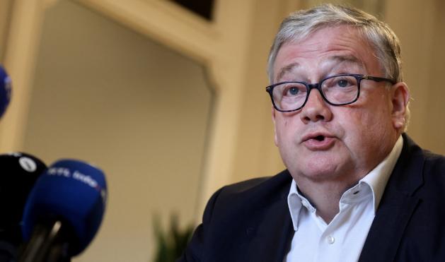 Emu, Marc Tarabella s'est exprimé devant la presse. Il souhaite reprendre ses fonctions