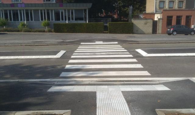 Huy : passage sécurisé pour piétons quai de Compiègne 