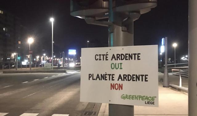 Liège : action matinale de Greenpeace Liège pour le climat