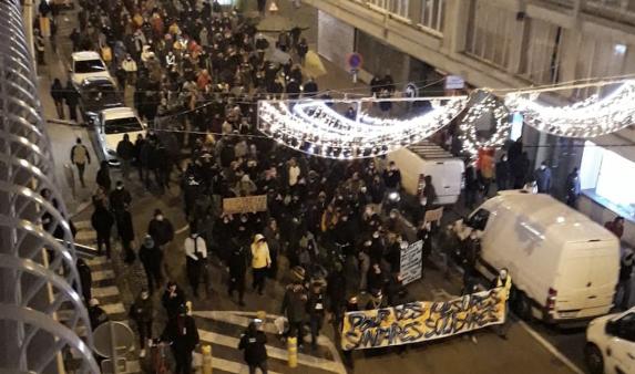 Manifestation anti-couvre-feu à Liège : 500 manifestants et 17 arrestations