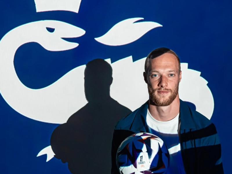 Le photo du Havre Athletic club annonçant l'arrivée de Arnaud Bodart