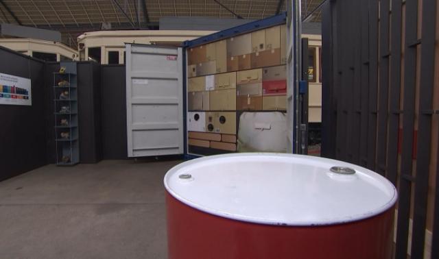 Le conteneur s'expose sous toutes ses soudures à Liège