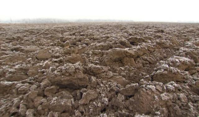 Ardentes/agriculteurs: terre de musique ou pommes de terre ?