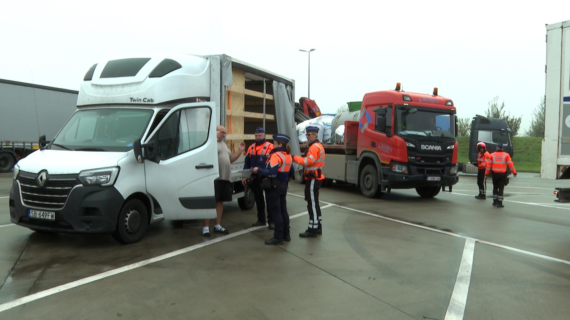 Contrôles routiers poids lourds et camionnettes