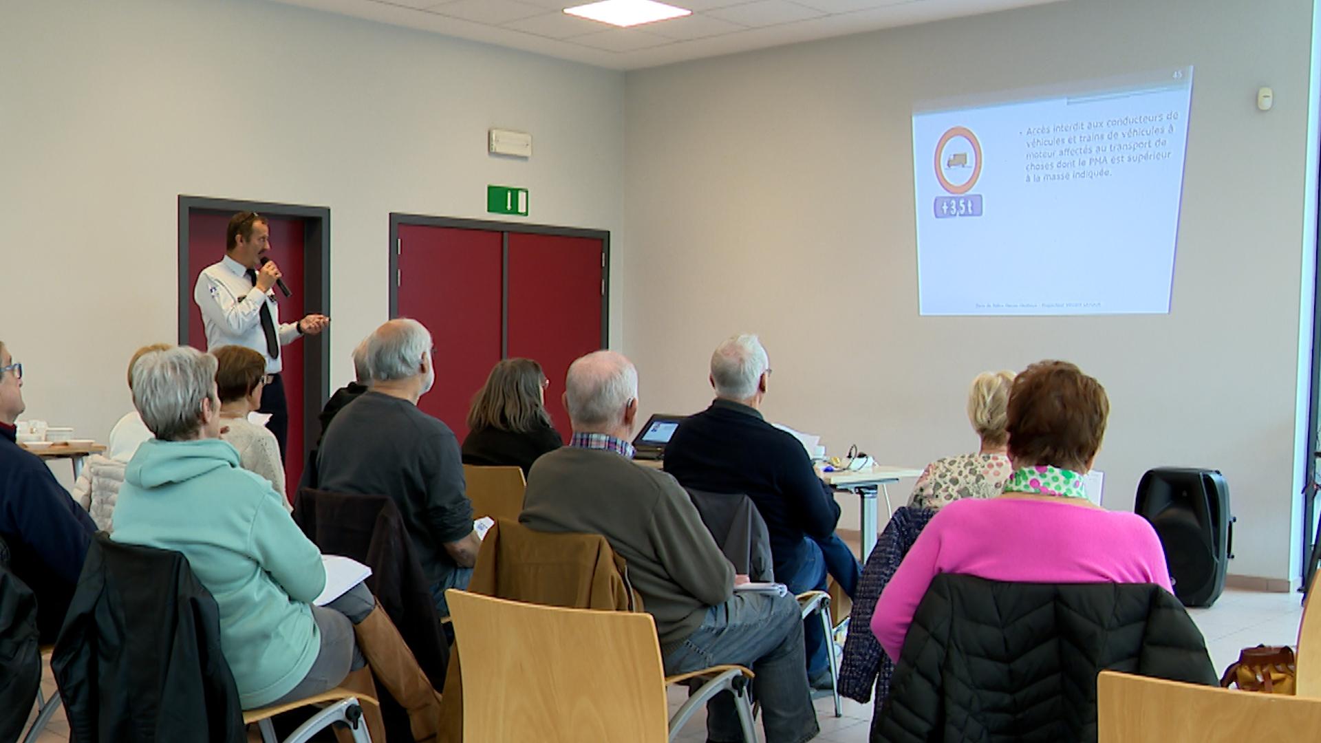 Remise à niveau du code de la route pour les aînés