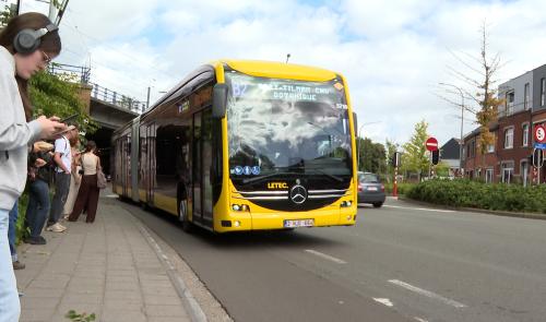 Busway B2 : une ligne 100 % électrique, en site propre, à haut niveau de service