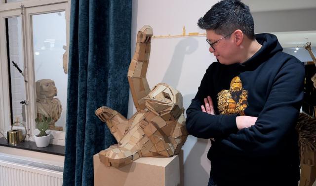 Mathieu Gilmaire, sculpteur de carton à Tihange