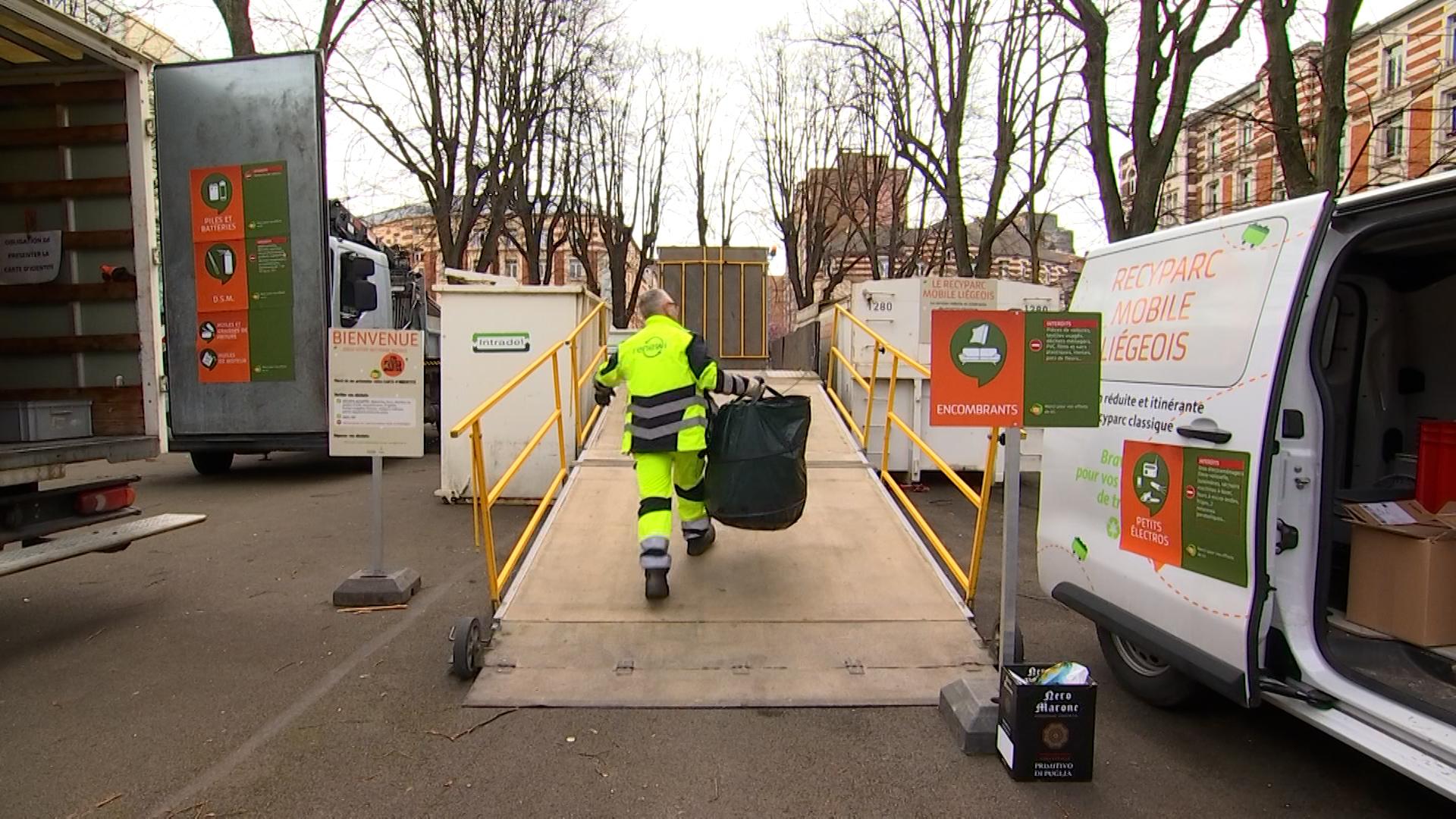 Recyparc mobile à Liège : mini mais utile !