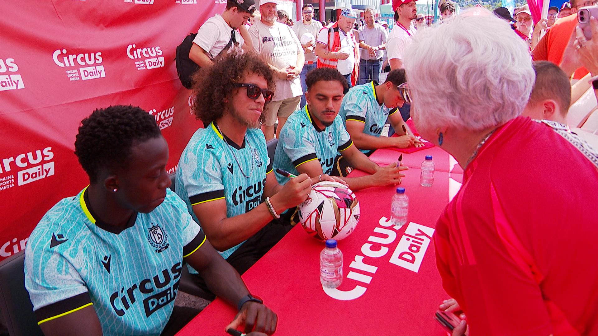 Fan Day : le Standard retrouve ses supporters avant la reprise