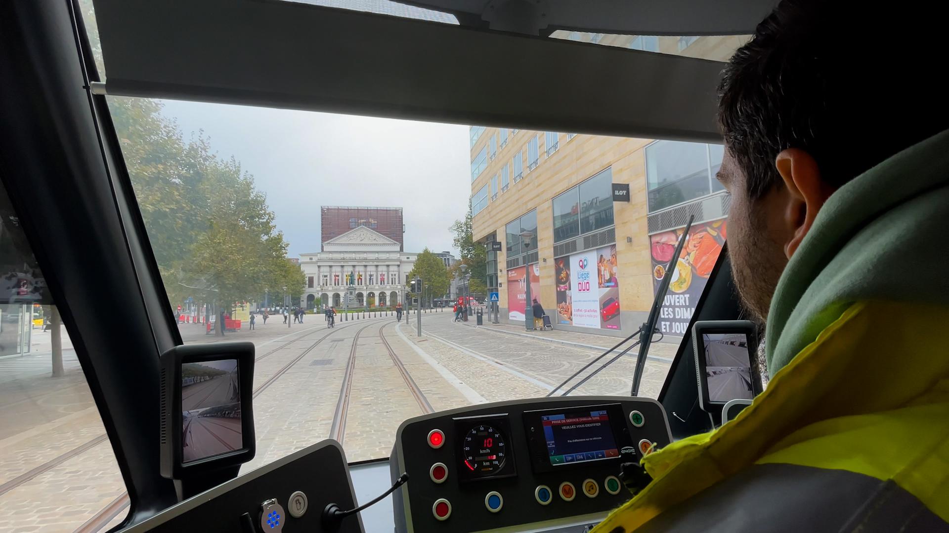 Tram en commun S7#2 : essais dynamiques en centre-ville