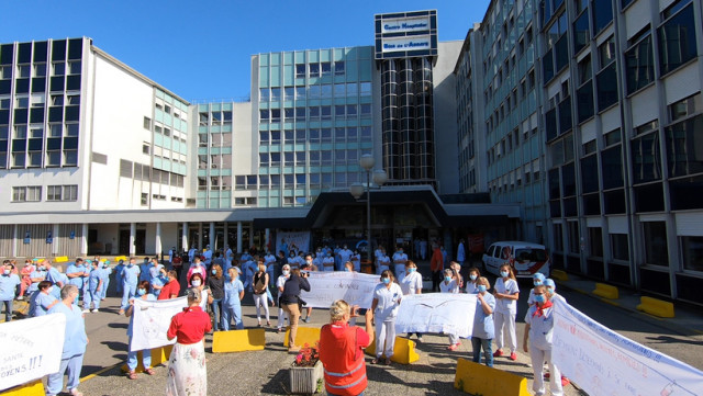Le personnel de la santé en colère