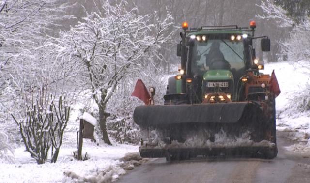 Première offensive hivernale: la neige s'invite furtivement