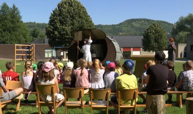 Spectacle dans les Open plaines d'Engis