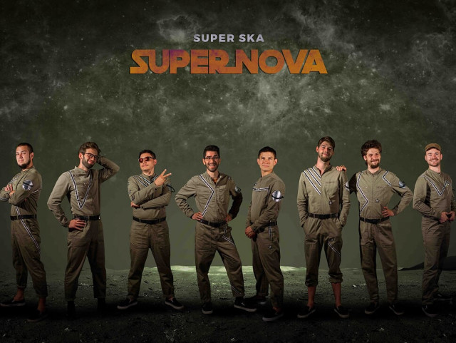 Super Ska lance Supernova