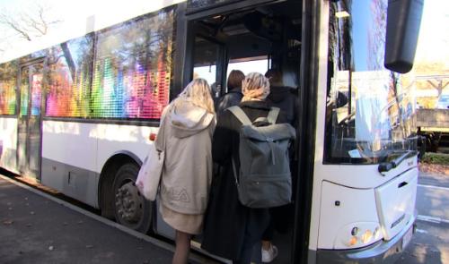 Un tour en bus gratuit pour les étudiants liégeois