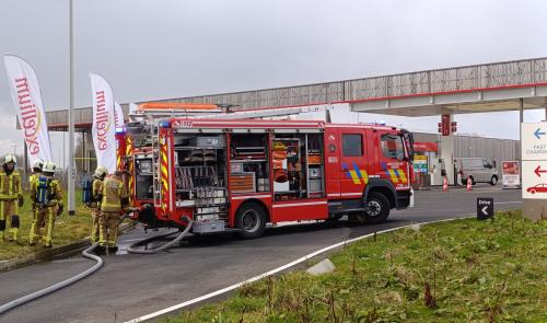 Grosse alerte au gaz sur l'aire de Bettincourt à Waremme