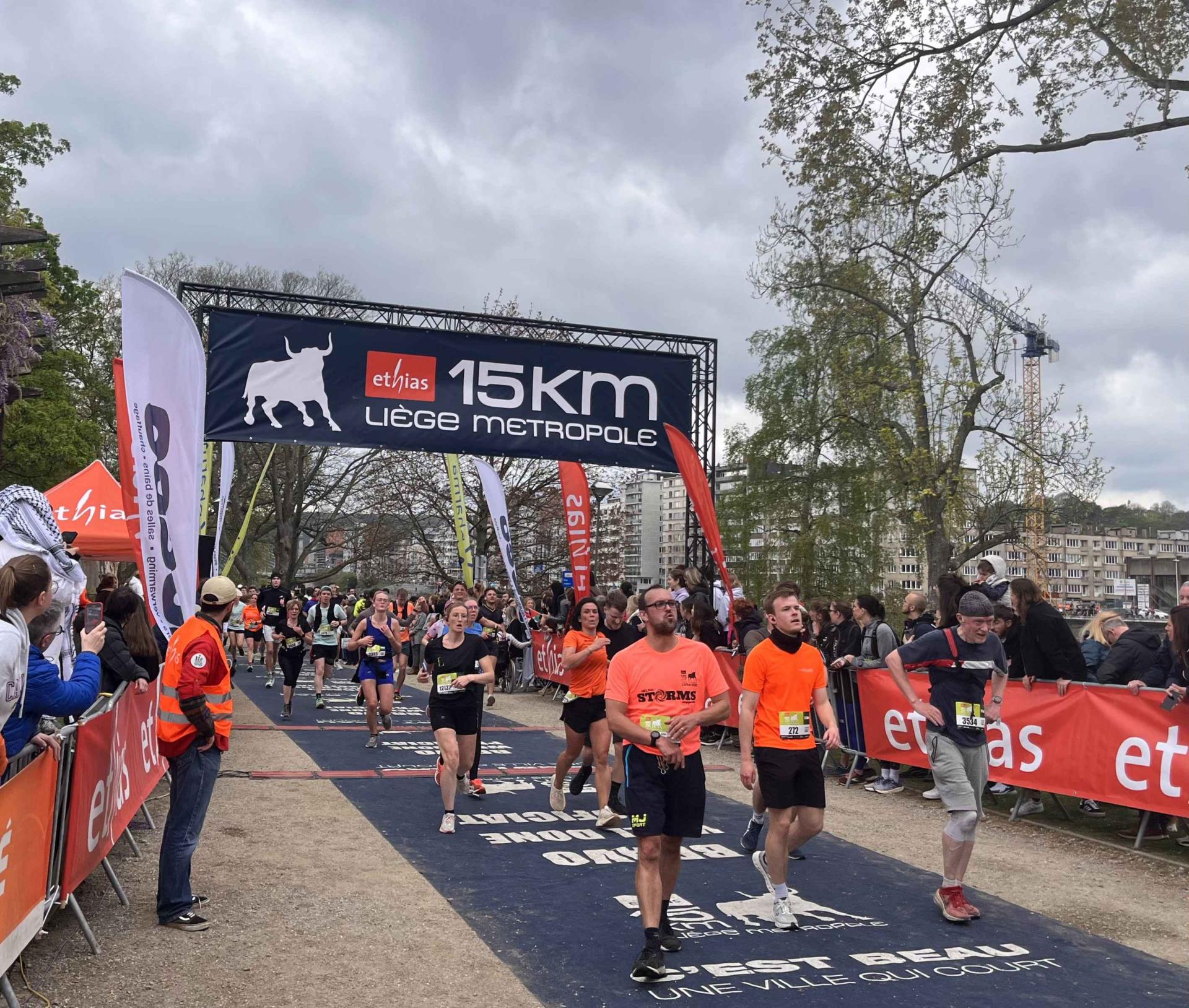 12.000 coureurs pour les 15km de Liège