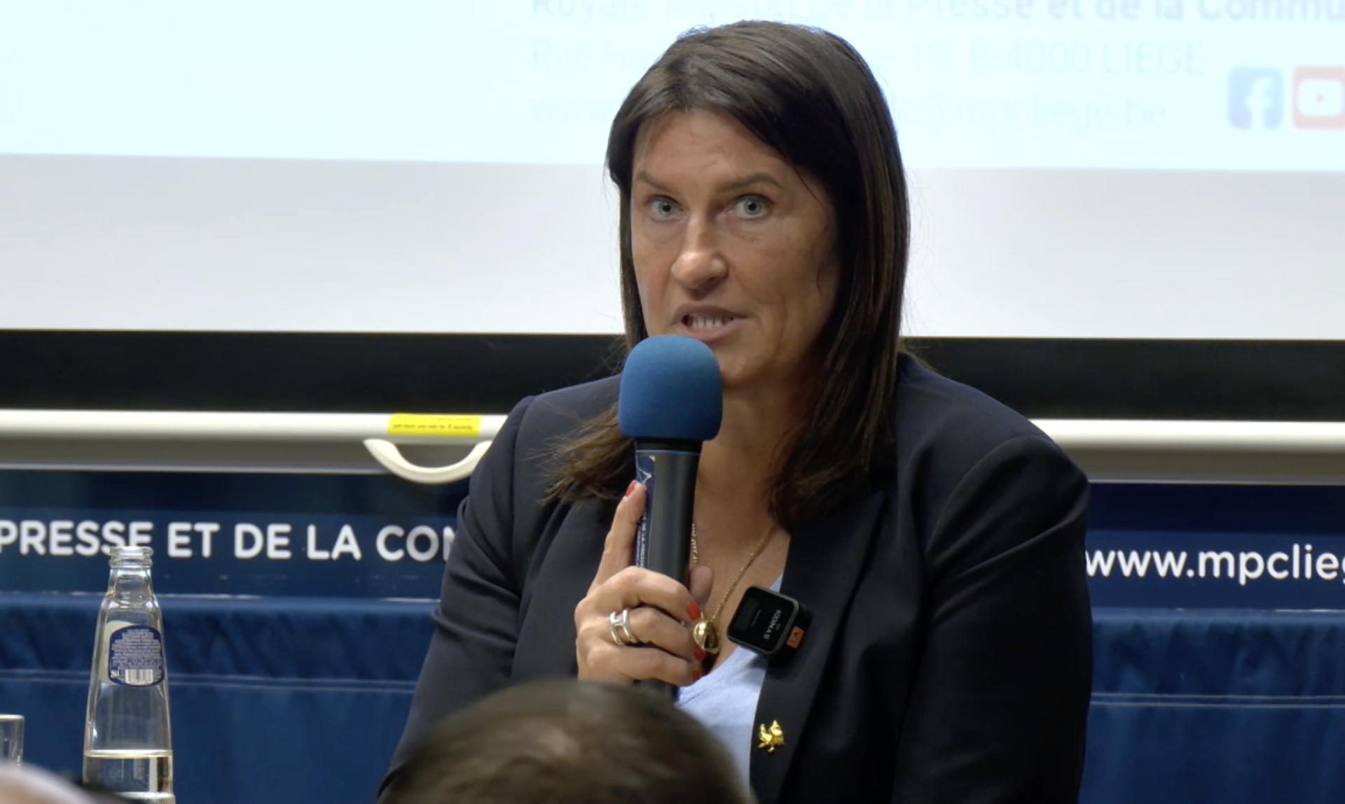 La ministre Jacqueline Galant met en danger les médias de proximité