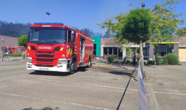 Les magasins touchés par l'incendie de Ben-Ahin vont devoir être démolis