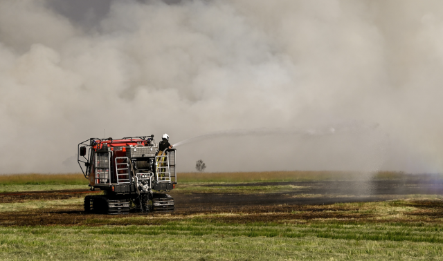 Fagnes : contenir le feu et espérer pouvoir arroser par les airs