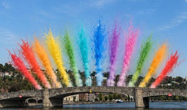 Huy : pas de feu d’artifice, mais un spectacle haut en couleurs