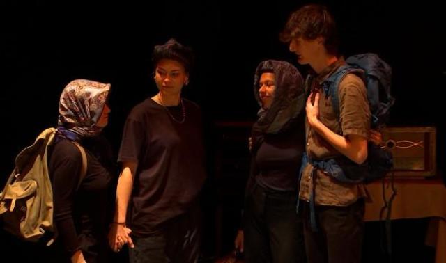 "Au-delà des frontières" : une création collective par des élèves du Lycée de Waha