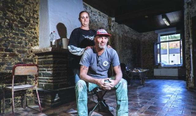 "Et maintenant ?" : portraits de victimes des inondations par le photographe Michel Tonneau 