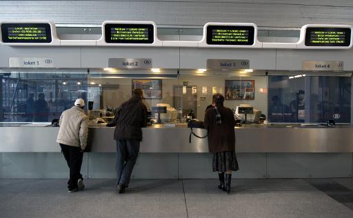 Réduction des horaires aux guichets : deux gares concernées en région liégeoise