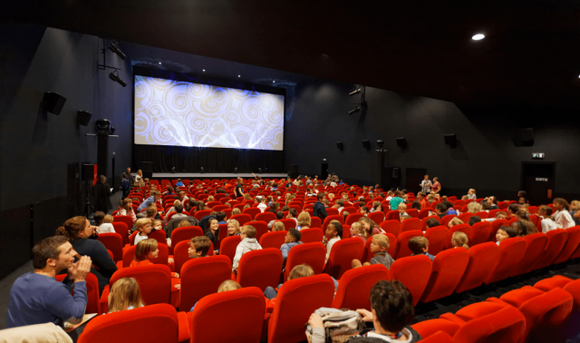   Les Grignoux proposent un bracelet cinéma