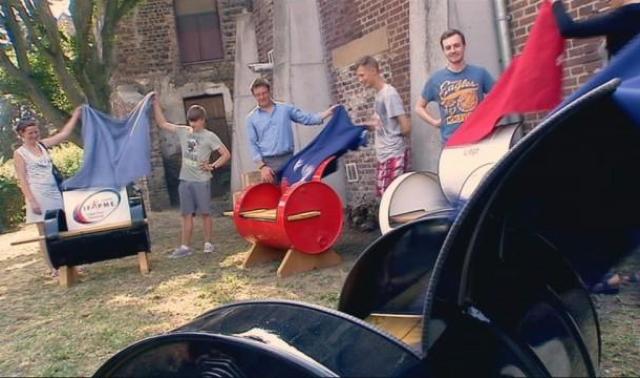 Les bidonneurs : la rencontre de jeune en réinsertion avec le design