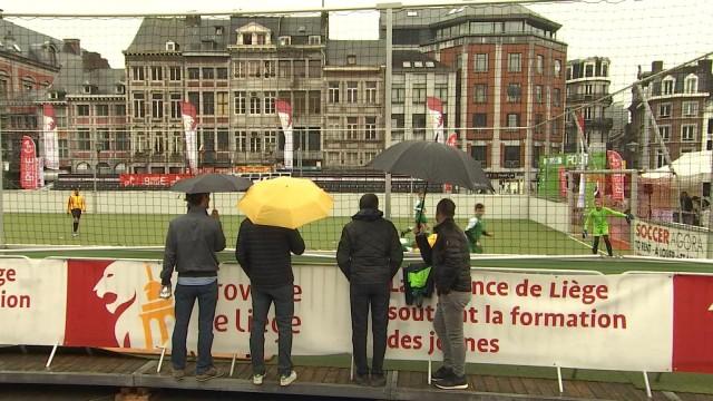 Au nom du Foot, et son stade en plein centre de Liège 