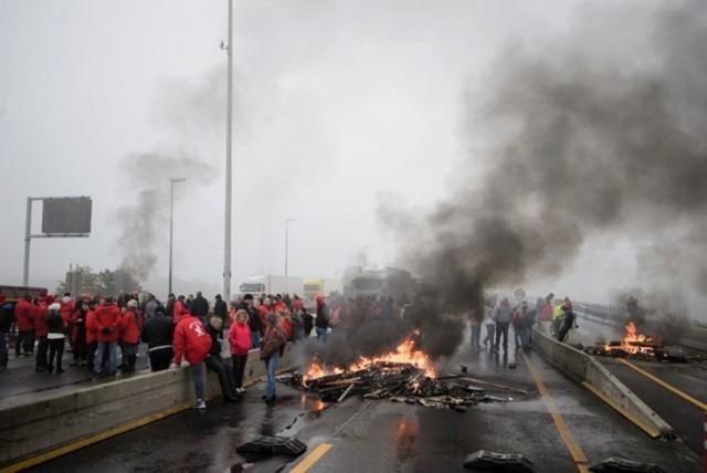 17 personnes en correctionnelle pour le blocage de la E40 en 2015