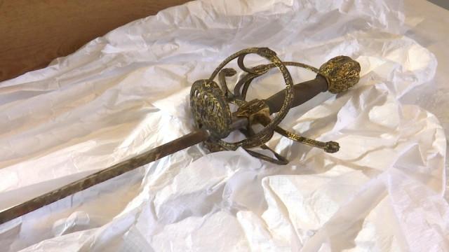 Exclusif: les images de l'épée de Rubens au Musée Curtius