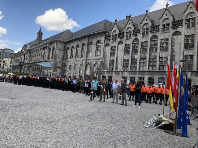 Hommage et minute de silence