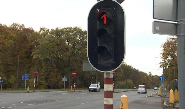 Nouveaux radars : punir les franchissements de feux rouges
