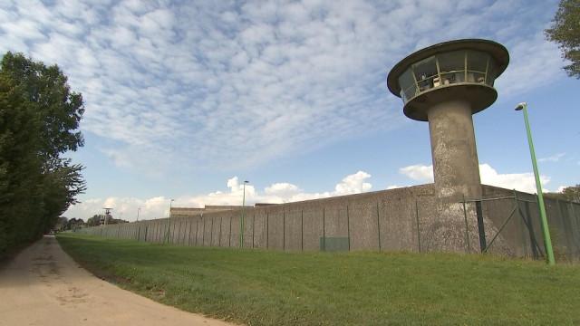 Où construire une extension de Prison ?