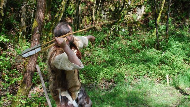 Université: la balistique réévalue les performances des armes préhistoriques