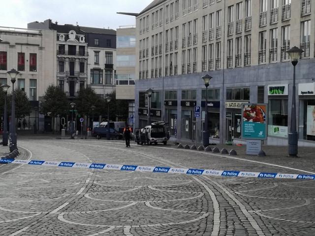 Une fuite de gaz place Saint Lambert ? Non !