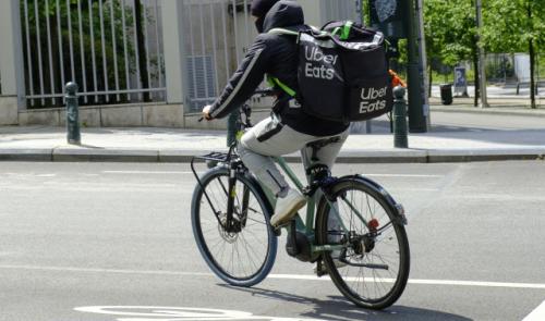 Carrefour et Uber Eats étendent leur partenariat à la Belgique